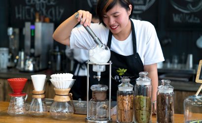 pexels-quang-nguyen-vinh-2165933